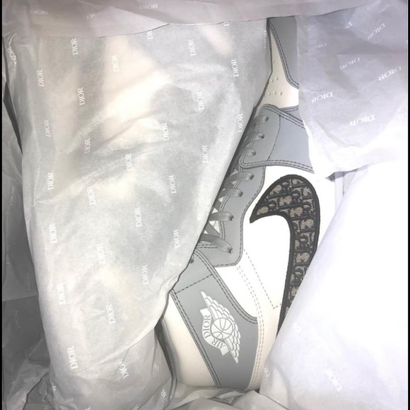 Dior Jordan’s - Picture 2 of 2